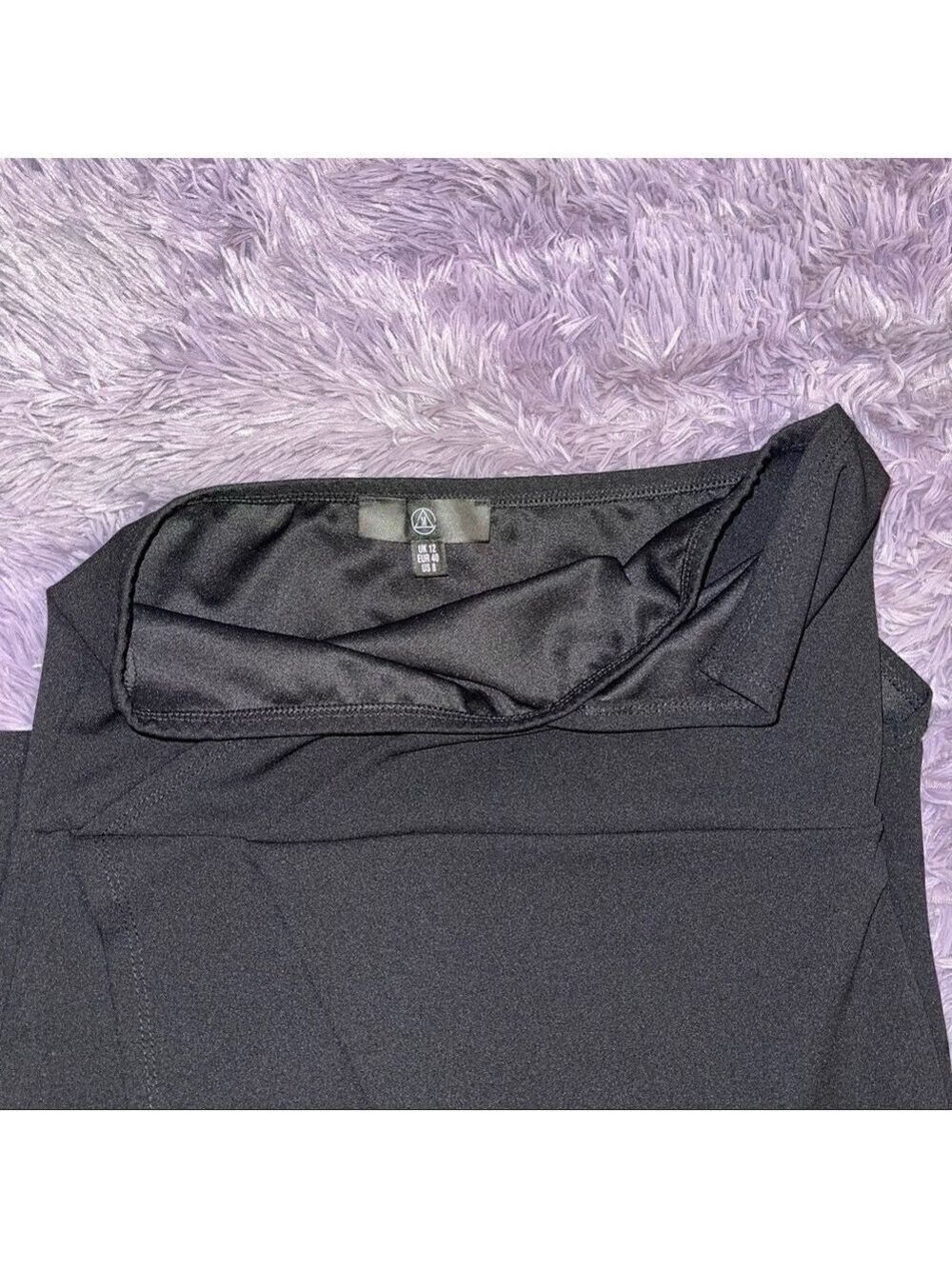 Missguided Strapless Asymmetrical Black Dress - Picture 6 of 8